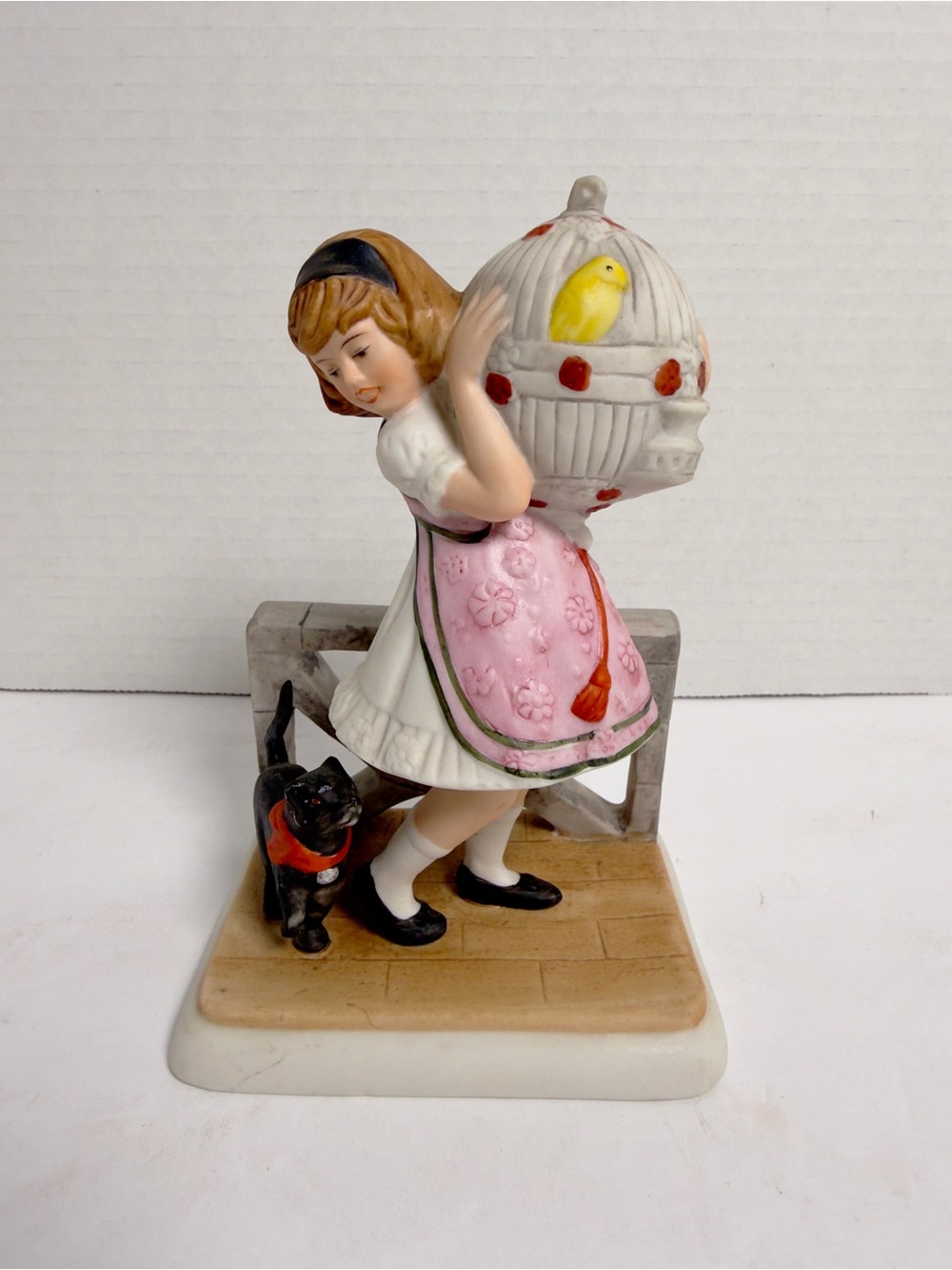 Vintage Danbury Mint Sarah Stilwell Weber Figurine Girl Protecting Bird From Cat
